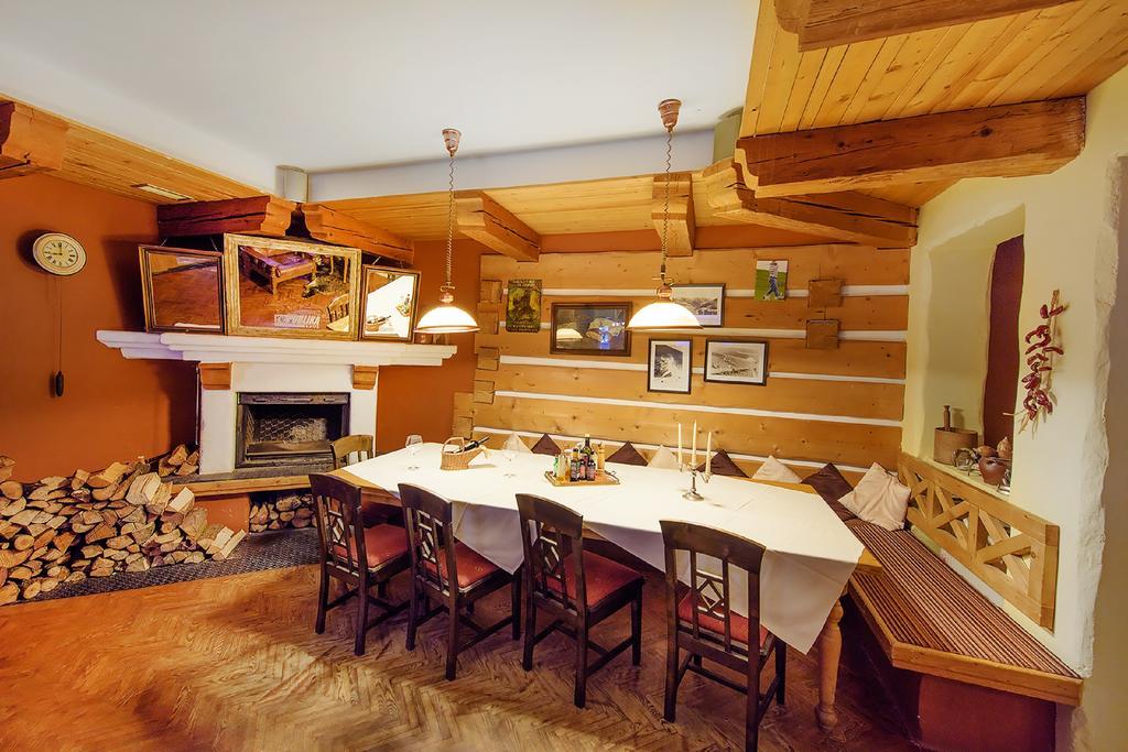 Alpsky Hotel Spindleruv Mlyn Exterior foto