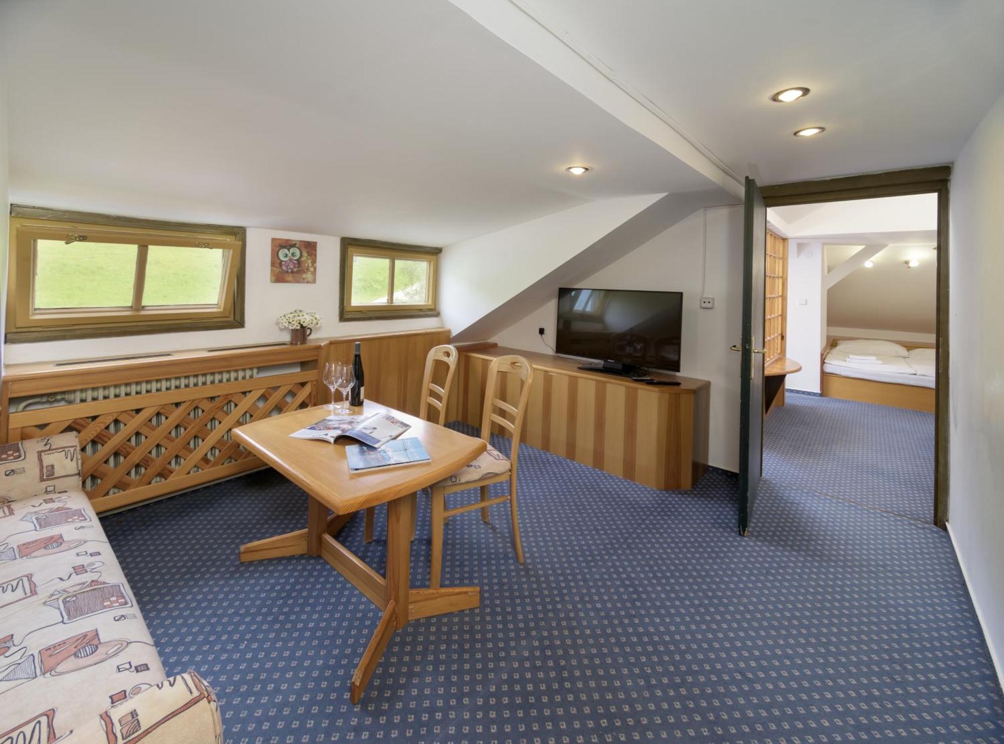 Alpsky Hotel Spindleruv Mlyn Exterior foto