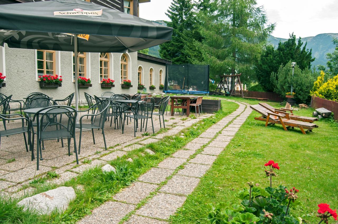 Alpsky Hotel Spindleruv Mlyn Exterior foto